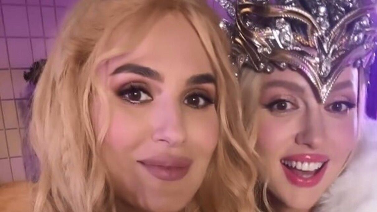 Маша Ефросинина и Оля Полякова Маша Ефросинина и Оля Полякова