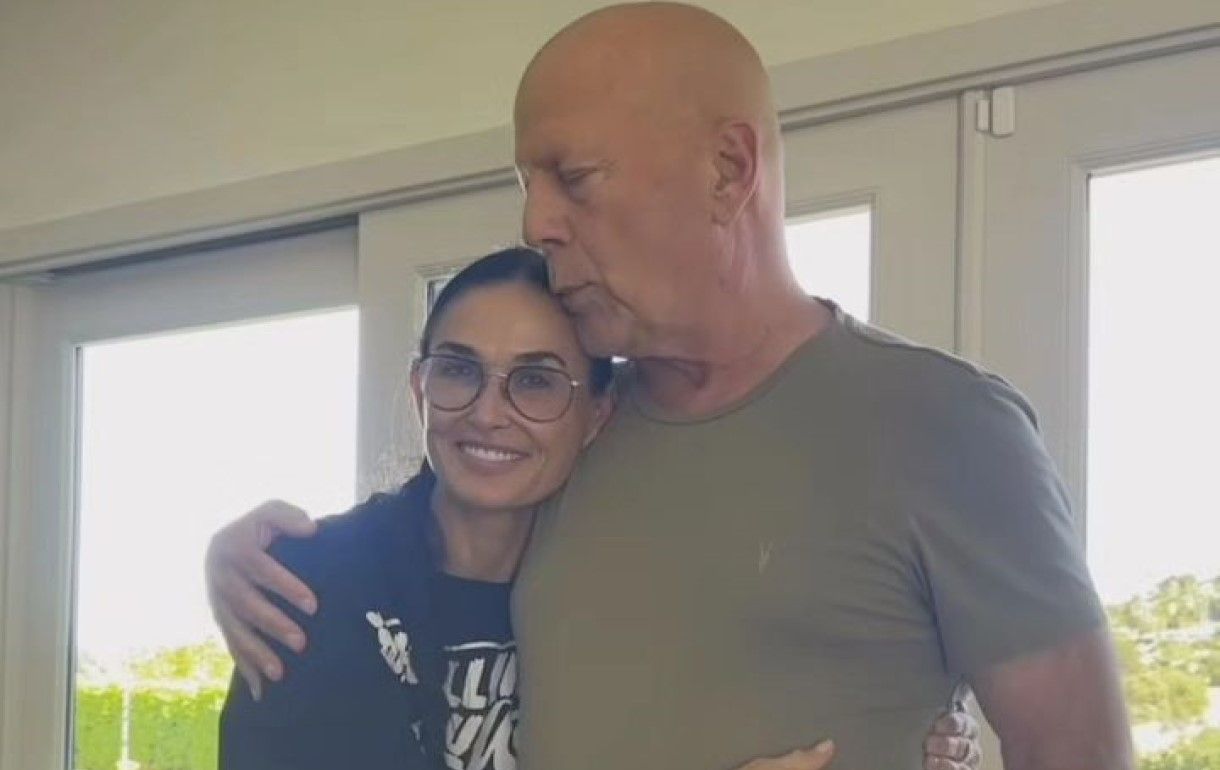 Деми Мур с Брюсом Уиллисом Деми Мур с Брюсом Уиллисом