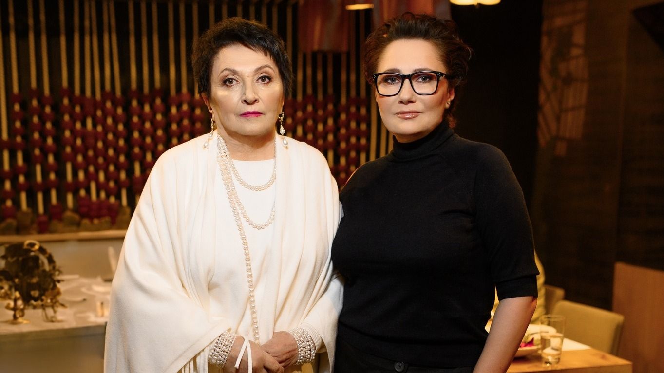 Елена Мозговая с мамой Елена Мозговая с мамой