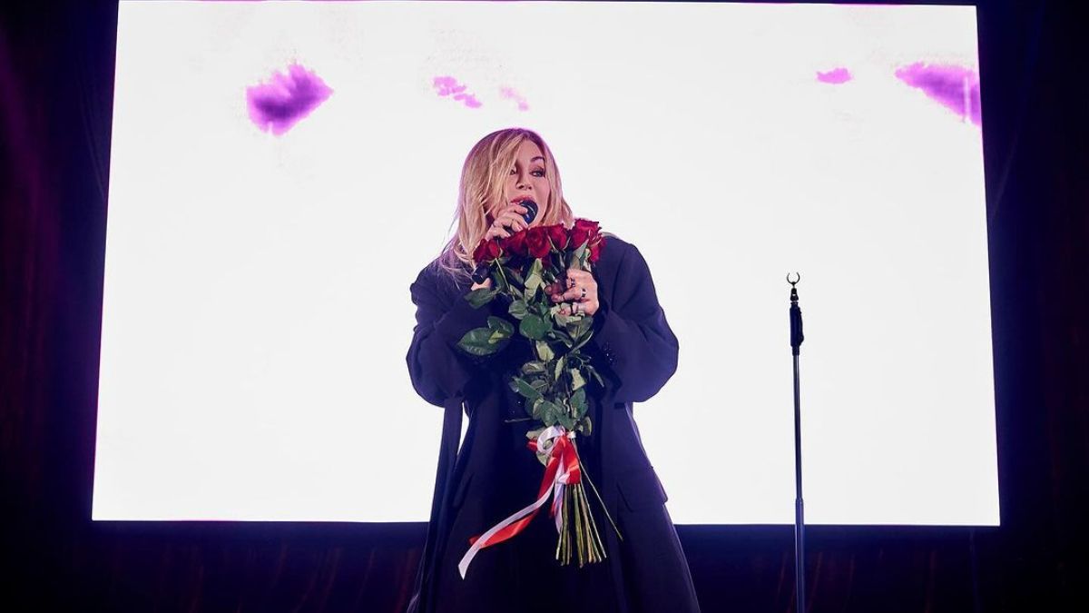 Предложение Ирине Билык во время концерта во Львове Предложение Ирине Билык во время концерта во Львове