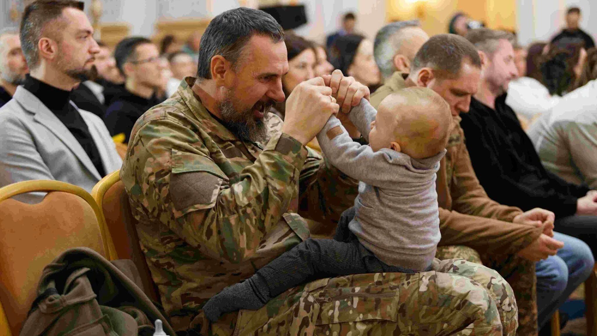 Олег Сенцов с сыном Олег Сенцов с сыном