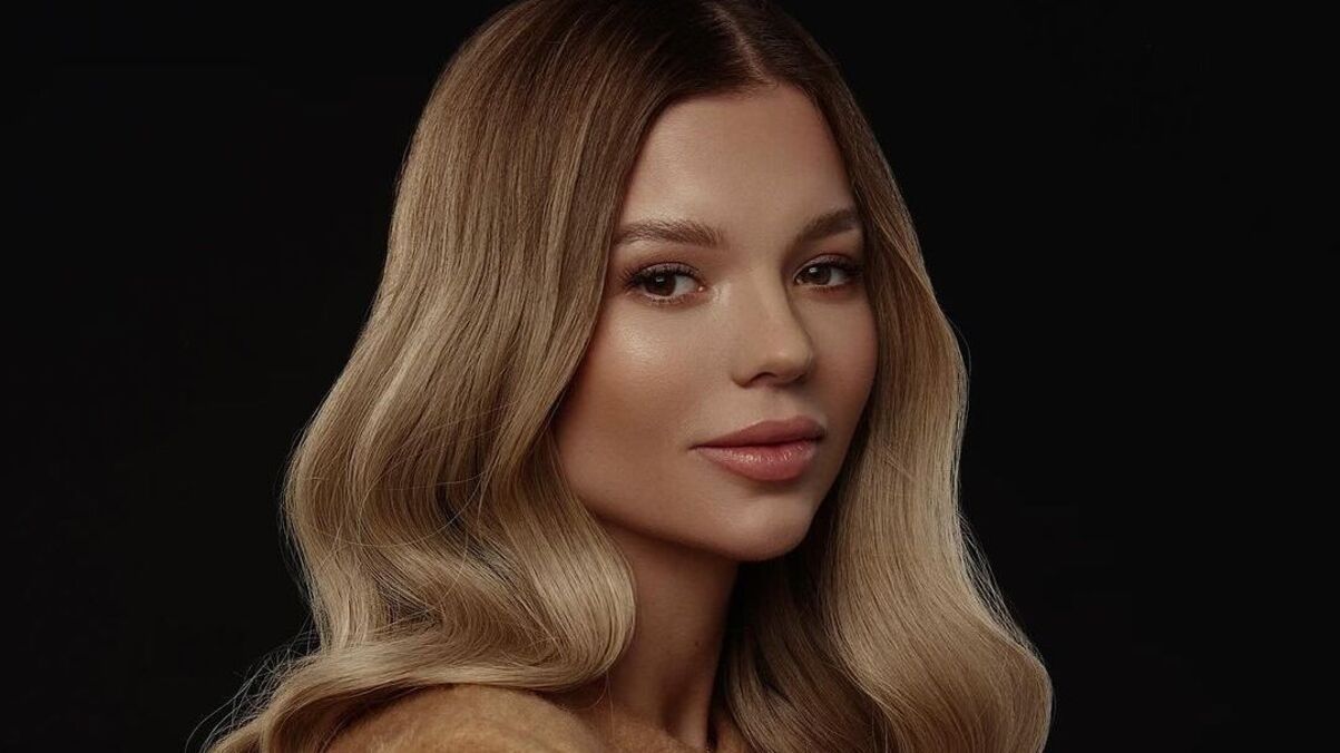 Настя Скальницкая Настя Скальницкая