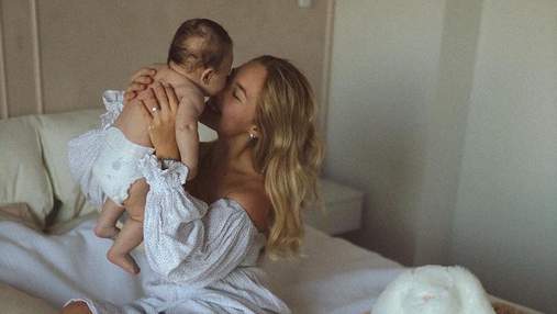 Даша Квіткова показала відео, на якому ридала в перші тижні материнства
