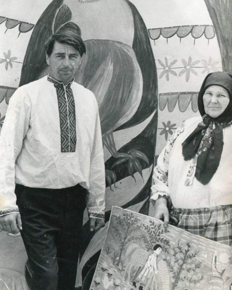 Марія Примаченко з сином Федором